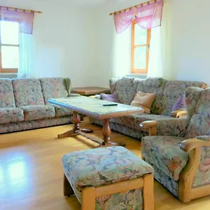 Bergmann Apartment